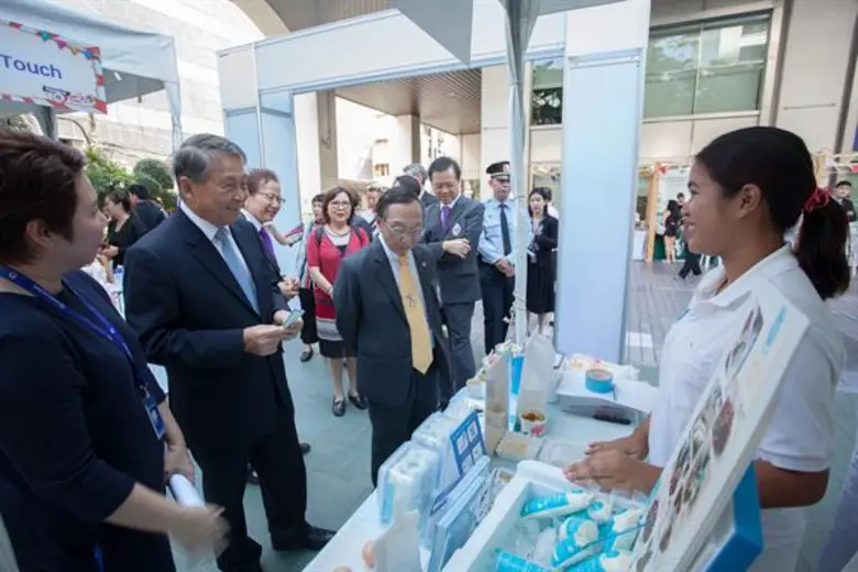 ธนาคารกรุงเทพ มอบเงินสนับสนุน 1 ล้านบาท พร้อมจัดงาน'นิทรรศการรักษ์หัวใจ’ ต่อเนื่องเป็นปีที่ 8