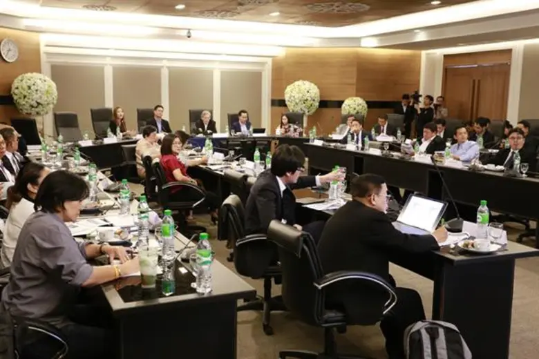 สถาบันออกแบบอนาคตประเทศไทย นำเสนองานวิจัยเชิงนโยบาย “ยกระดับอาชีวศึกษา ยกระดับประเทศไทย” เพื่อให้ประเทศไทยออกจากกับดักรายได้ปานกลาง