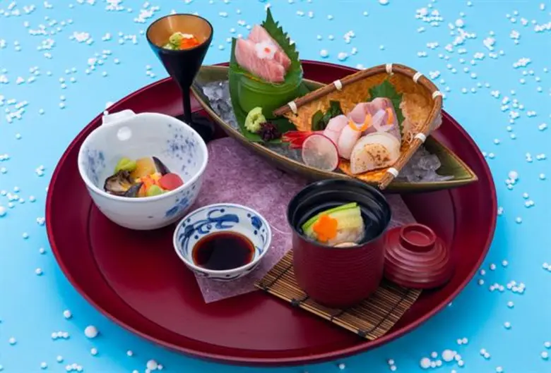 ห้องอาหารยามาซาโตะ (Yamazato) โรงแรม ดิ โ...