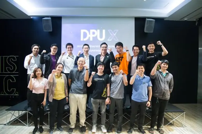 ดร.พณชิต กิตติปัญญางาม นายกสมาคม Thailand...