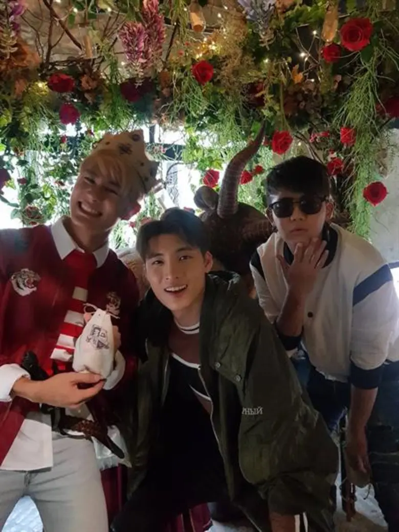 เทปพิเศษบานาน่า ต้อนรับเทศกาลคริสต์มาส... “พี่หมาน้องหมี” ละมุนอบอุ่น!!!