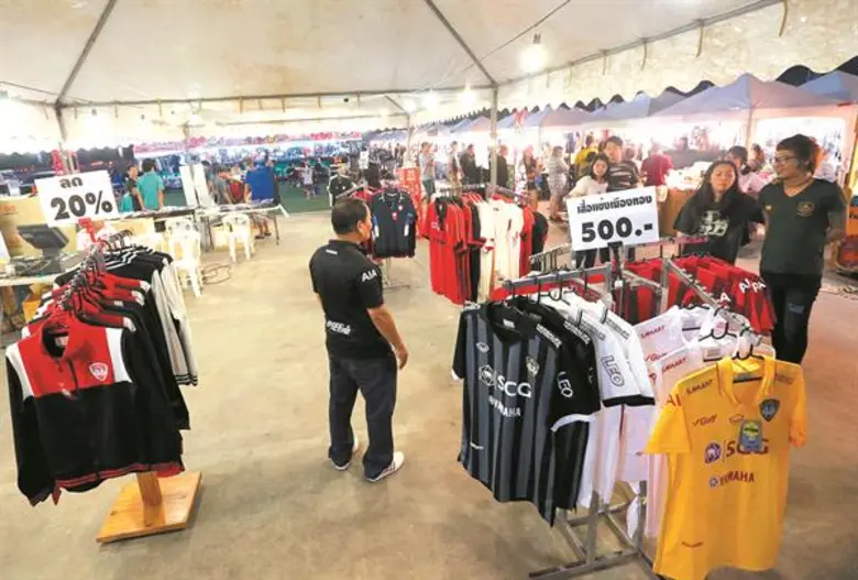 ลดสุดพลัง "Sport Days Sale" ที่ "ตลาดนัดมะลิ เลียบด่วน" สุดคึกคัก