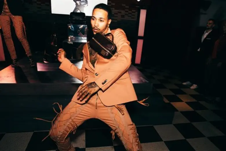 LIPAULT แบรนด์กระเป๋าถือ กระเป๋าเดินทาง แ...