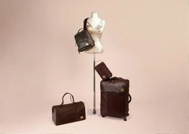 ครั้งแรก Lipault x Jean Paul Gaultier คอลเลกชั่นพิเศษสุดคูลส่งตรงจากปารีส