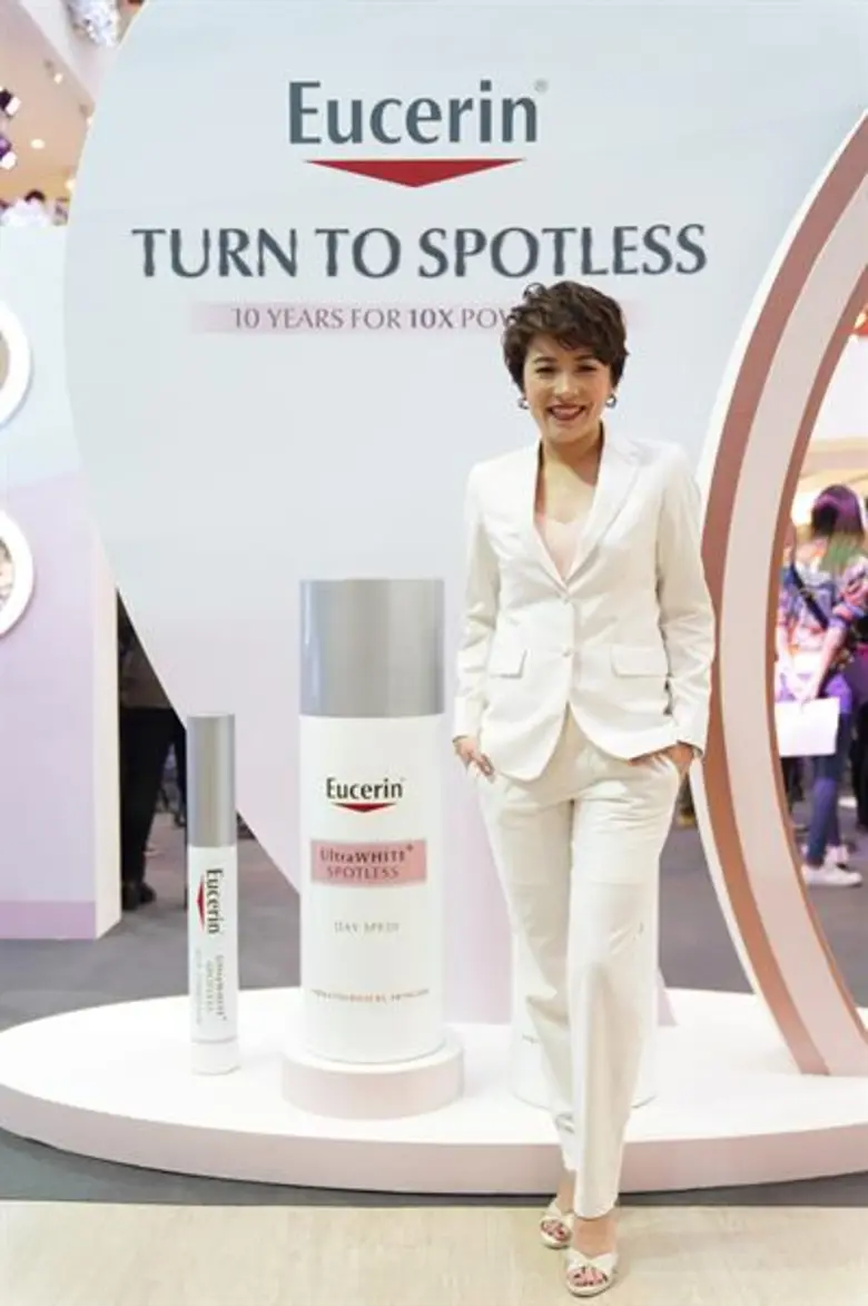 มารีญา พูลเลิศลาภ คว้าตำแหน่งแบรนด์แอมบาสเดอร์คนใหม่ล่าสุด ผลิตภัณฑ์ใหม่“ยูเซอริน อัลตร้าไวท์ พลัส สปอตเลส” ขั้นสุดของนวัตกรรมไวท์เทนนิ่ง ลดจุดด่างดำสู่ผิวขาวกระจ่างใส พร้อมชวนเซเลบมากมายร่วมสัมผัสผิวขาวกระจ่างใส