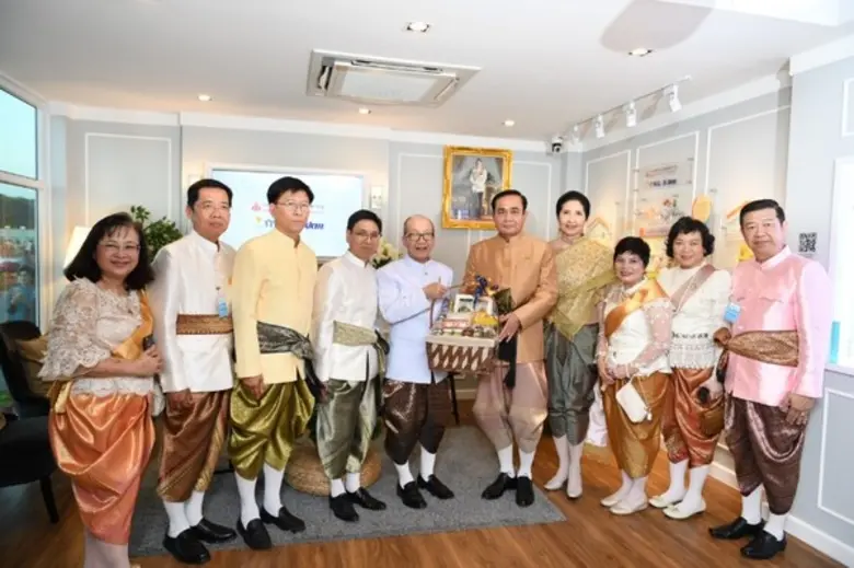 พลเอกประยุทธ์ จันทร์โอชา นายกรัฐมนตรี ให้...