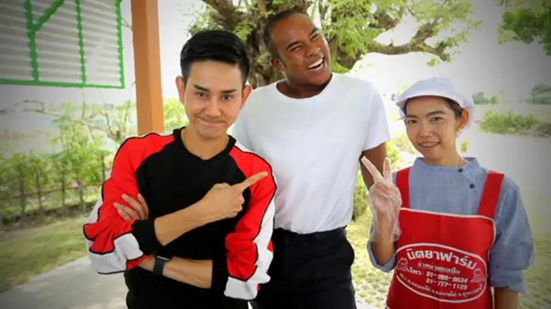 ทีวีไกด์: รายการ “ครัวลั่นทุ่ง” “รัศมีแข สุดฮา!! ร้องลิเกทำกับข้าว”