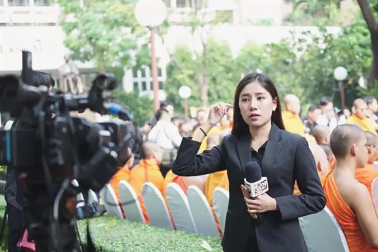 อิงอิง ลลิตวดี” พิธีกร ผู้สื่อข่าวภาคสนามไฟแรง!