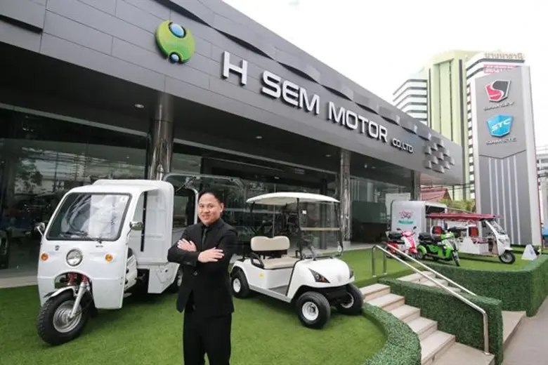 นายวันชัย ลี้นะวัฒนา กรรมการผู้จัดการ บริ...