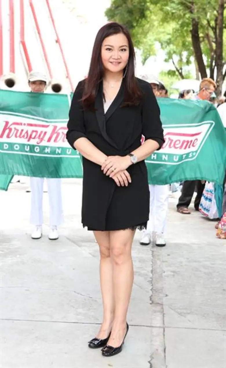 เคเอฟดี นำ คริสปี้ ครีม พร้อมน้ำผลไม้ แจมบาร์ จูซ ลุยตลาดตะวันออก