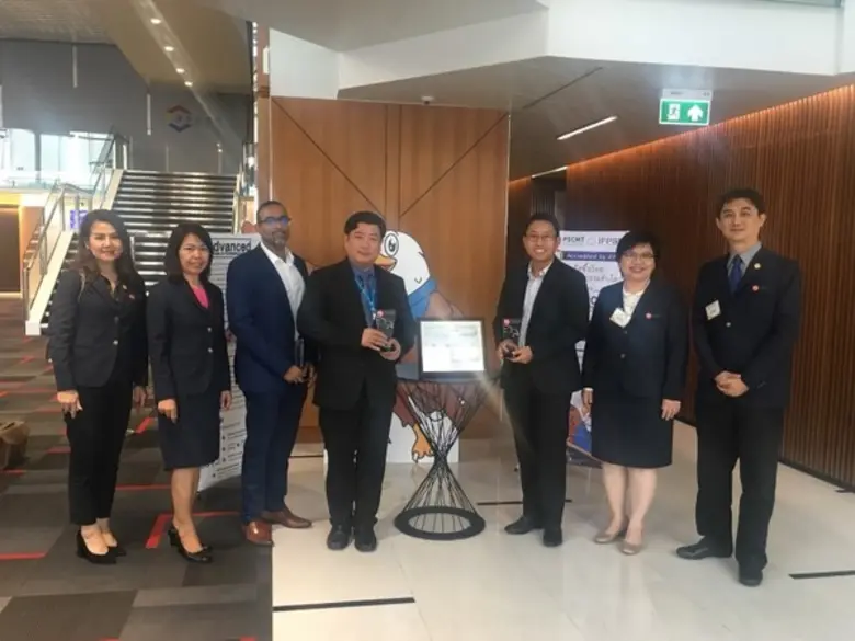 กรรมการบริหารสมาคมฯ และที่ปรึกษาฯ ต้อนรับ...