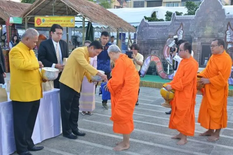 เมื่อวันที่ ๑๙ ธันวาคม ๒๕๖๑ ดร.วิณะโรจน์ ...