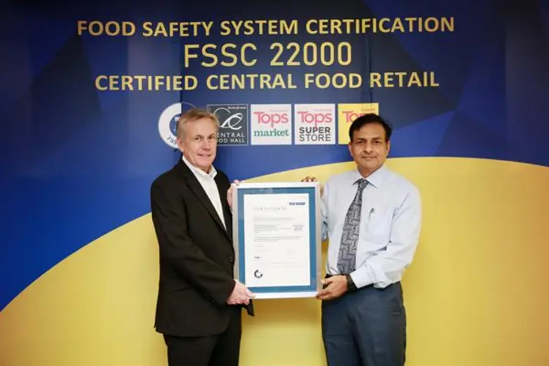 “เซ็นทรัล ฟู้ด ฮอลล์ และ ท็อปส์” ผ่านมาตรฐานระดับโลก FSSC 22000 รายแรกในเอเชียตะวันออกเฉียงใต้ สร้างมาตรฐานใหม่ด้านความปลอดภัยในอาหาร ให้ซูเปอร์มาร์เก็ตเมืองไทย