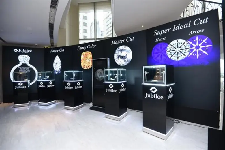 จัดใหญ่ จัดเต็ม อวดโฉมเพชรกะรัตน้ำงาม ระดับ 6 ดาว ครั้งแรกในประเทศไทย ในงาน “เดอะ เลเจนดารี ออฟ กะรัต”