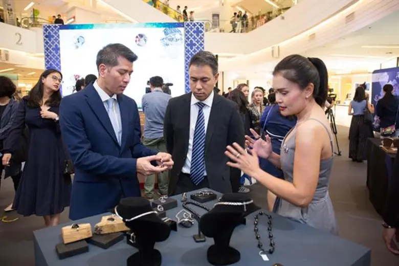 สยามเจมส์ กรุ๊ป โชว์ผลงาน 12 อัตลักษณ์เครื่องเงินไทย ยิ่งใหญ่ ชูศักยภาพผู้ประกอบการ ในโครงการสืบสานงานเงิน