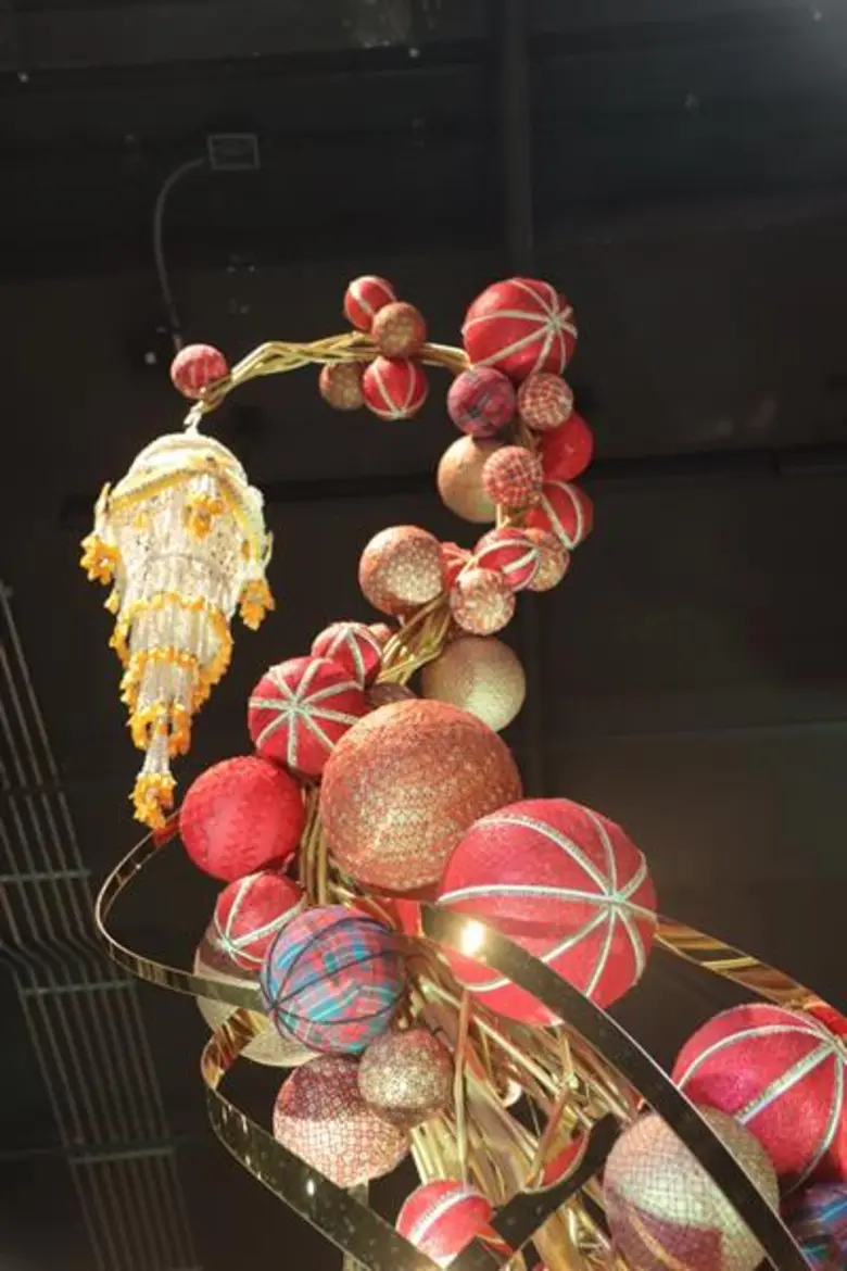 เปิดตัว ต้นคริสต์มาสลายกนก ครั้งแรกของไทย ร่วมสร้างสุข โชว์ฝีมือไทย ให้โลกรับรู้