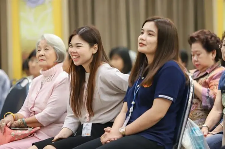 มนุษย์จะสุขหรือทุกข์ อยู่ที่มุมมองและความคิด ข้อคิดธรรมะ จาก “ศรีวรา อิสสระ”ผู้อยู่เบื้องหลังความสำเร็จกลุ่มชาญอิสระ