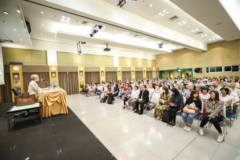 มนุษย์จะสุขหรือทุกข์ อยู่ที่มุมมองและความคิด ข้อคิดธรรมะ จาก “ศรีวรา อิสสระ”ผู้อยู่เบื้องหลังความสำเร็จกลุ่มชาญอิสระ