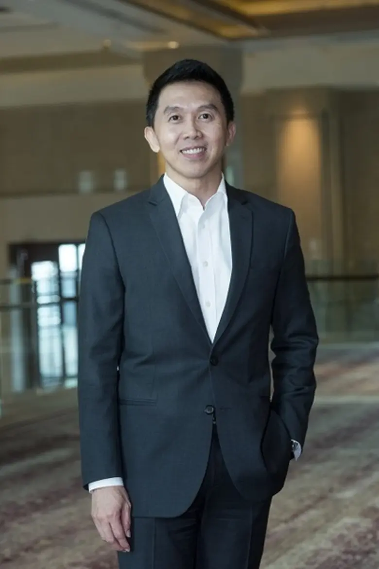 บริษัท อินทัช โฮลดิ้งส์ จำกัด (มหาชน) หรื...