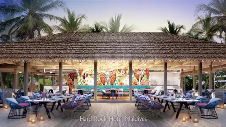 จากซ้าย: นายเดิร์ก เดอ ไคย์เปอร์ ประธานเจ...