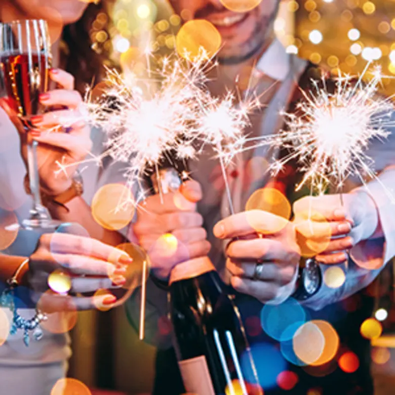 อย่าให้เทศกาลปีใหม่ผ่านไปเฉยๆ...โรงแรมพูล...