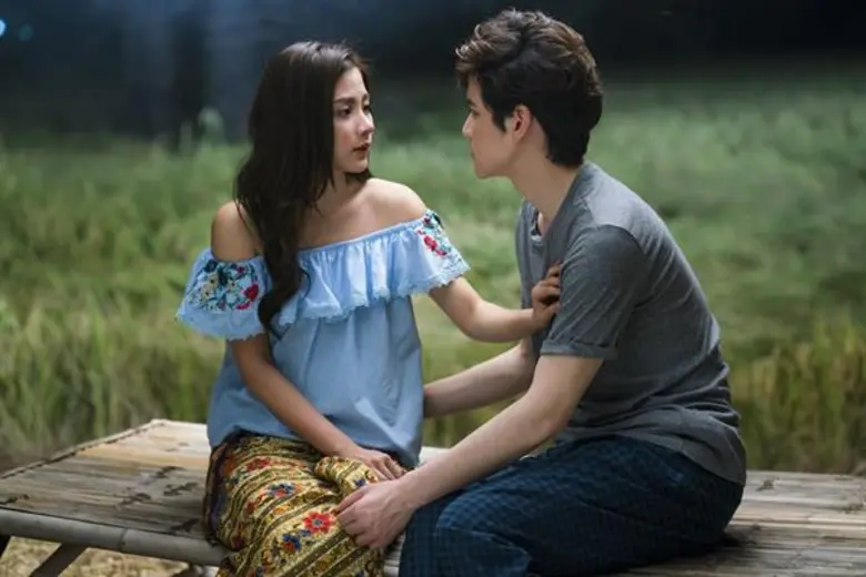 “เต๋า” จูบปลอบใจ “ใบเฟิร์น” กลางทุ่งนาสุดหวาน ใน “ยุทธการปราบนางมาร”