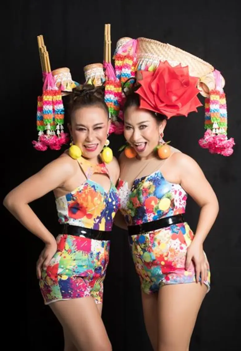 ปีใหม่ทั้งที ศิลปินคู่ซี้สายฮา แซ่บ-ซ่า-อ...