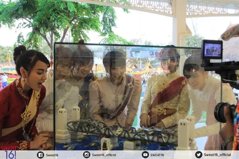 “พี่ไท” พิธีกรไนน์เอ็นฯ ชวน 6 สาว “SWEAT16!” สืบสานวัฒนธรรมไทย ร่วมงาน “อุ่นไอรัก คลายความหนาว สายน้ำแห่งรัตนโกสินทร์”