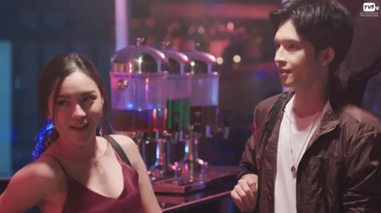 ดาว (รถเมล์-คะนึงนิจ จักรสมิทธานนท์) ผู้ห...