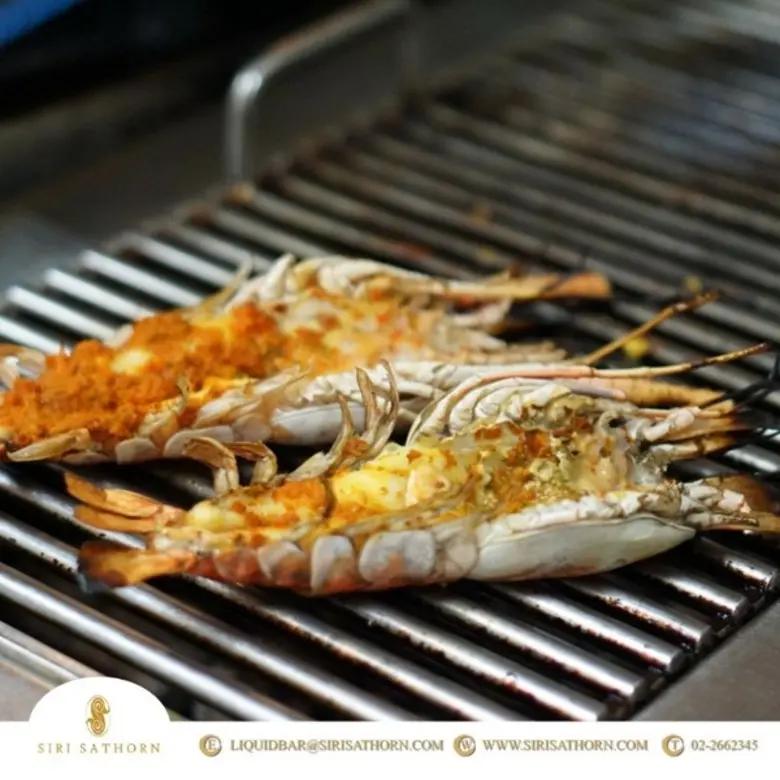 อร่อยกับบุฟเฟ่ต์ในวันเกิดกับคนพิเศษ ที่ โรงแรมศิริ สาทร	