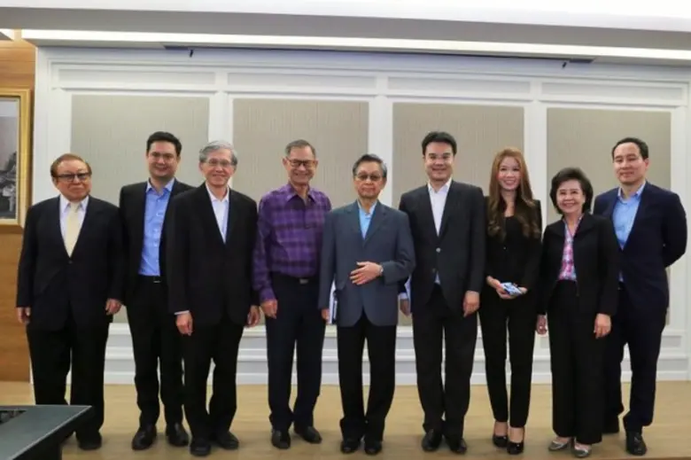 เมื่อเร็วๆนี้ ดร.พิสิฐ ลี้อาธรรม ประธานสถ...