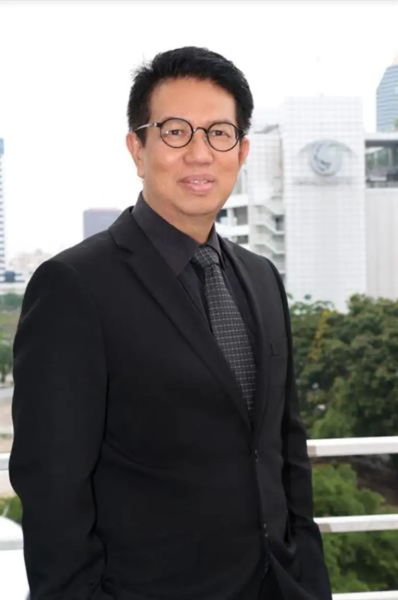 เปิดศักราชใหม่กับข่าวดี มีเรื่องให้ พี่ให...