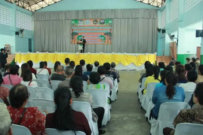 รมว.กษ. ลงพื้นที่จันทบุรี มอบเงินโครงการสร้างความเข้มแข็งฯ แก่ชาวสวนยางภาคตะวันออก