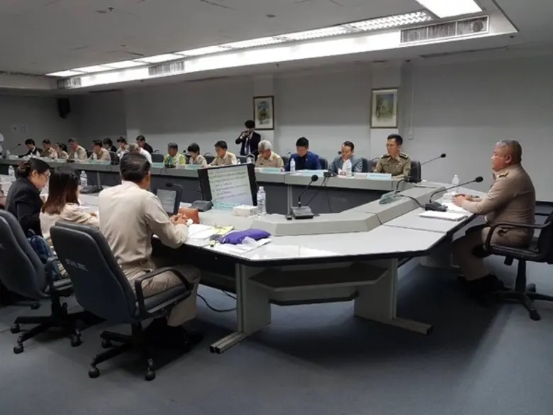 พัฒนาฝีมือพะเยาประชุมทบทวนแผนพัฒนากำลังคนจังหวัด เน้นพัฒนาทักษะให้บริการนักท่องเที่ยวตั้งแคมป์ เกษตรกรอัจฉริยะ แรงงานสูงอายุ และอัตลักษณ์ชุมชน