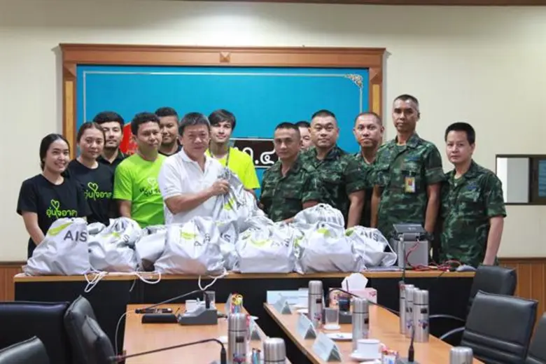 เอไอเอส นำโดย นายมหัณณพ อภินันทนพงศ์ หัวห...