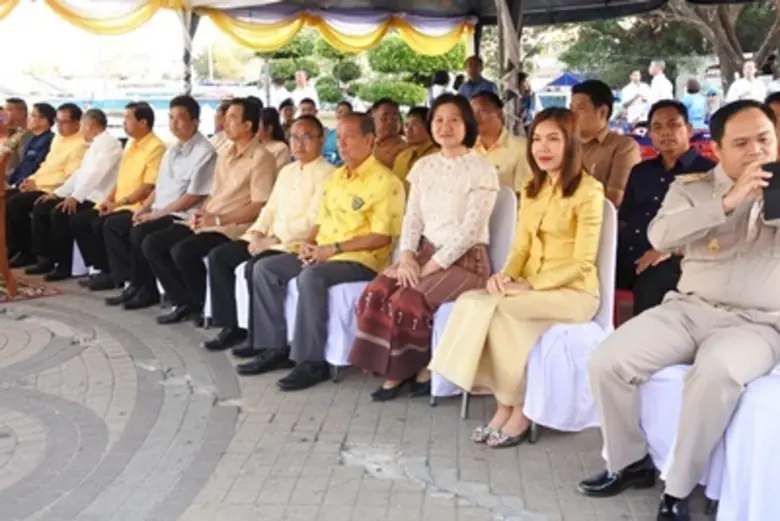 สนพ.มุกดาหาร ร่วมพิธีบวงสรวงสิ่งศักดิ์สิทธิ์ ณ ศาลหลักเมืองจังหวัดมุกดาหาร