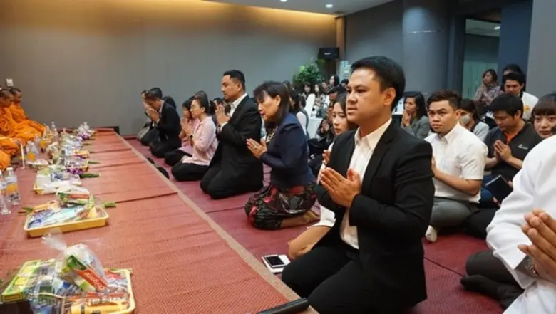 เดอะ คอร์นเนอร์ กรุ๊ป จัดพิธีทำบุญเลี้ยงพระในโอกาสเปิดสำนักงานแห่งใหม่ และทำบุญต้อนรับปีใหม่ 2562