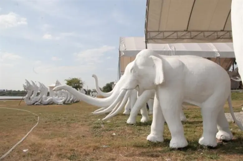 ความคืบหน้า เมรุลอยนกหัสดีลิงค์ เพื่อประกอบพิธีพระราชทานเพลิงศพ หลวงพ่อคูณ พร้อมประดิษฐาน ณ พุทธมณฑลอีสาน