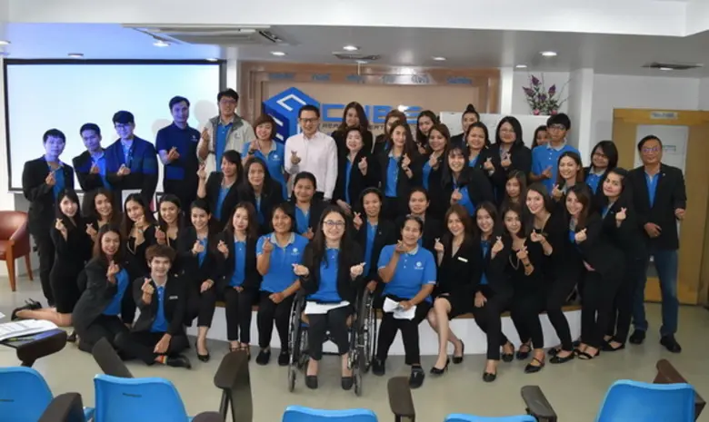 คุณมลวิภา อำนวยรักษ์สกุล ผู้ช่วยประธานเจ้...