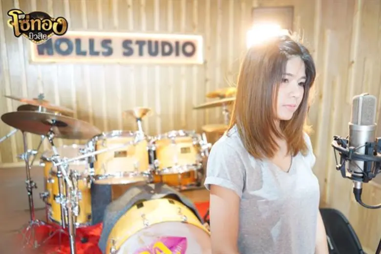 เปิดศึกสมรภูมิรบในวงการบันเทิงสายลูกทุ่งอ...