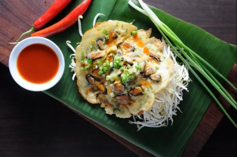 กลับมาให้ได้ฟินกันอีกครั้ง กับเมนู "หอยทอ...