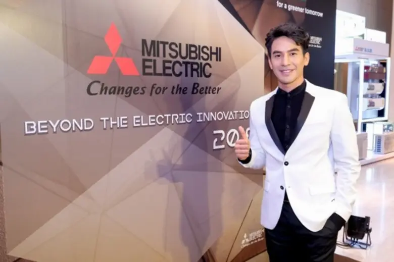 สาว ๆ และแฟนคลับเตรียมกรี๊ดสนั่น สิบโมงเช...