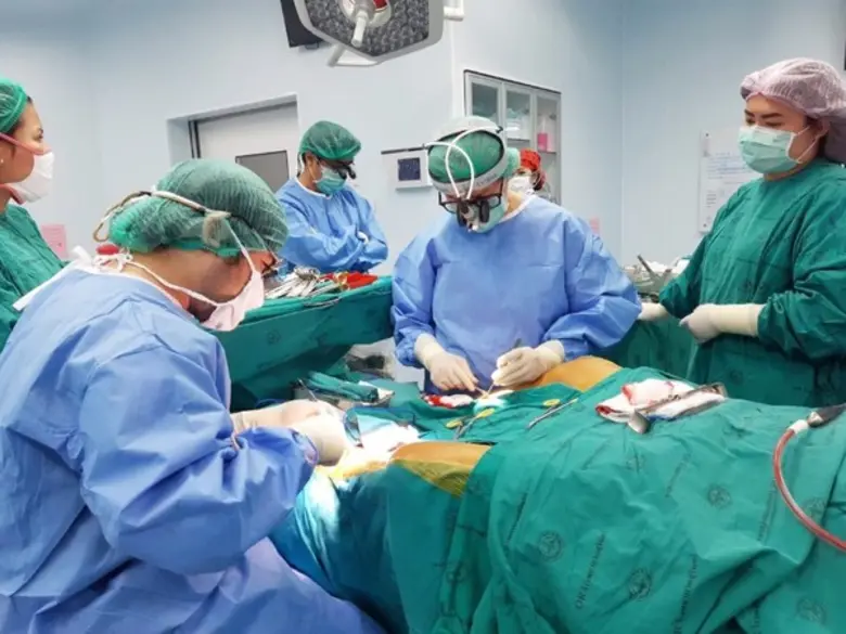 ศูนย์ความเป็นเลิศเฉพาะทางด้านโรคหัวใจและห...