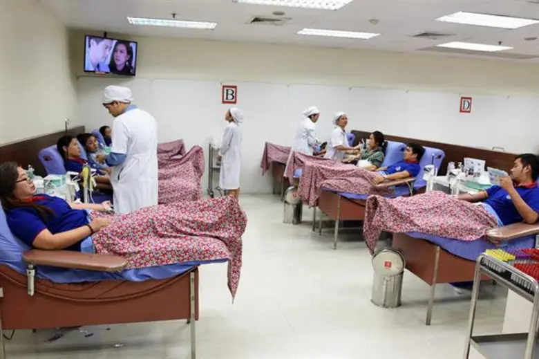 เวิลด์ ฟูดส์ฯ นำทีมพนักงานบริจาคโลหิต ทำบุญรับปีใหม่