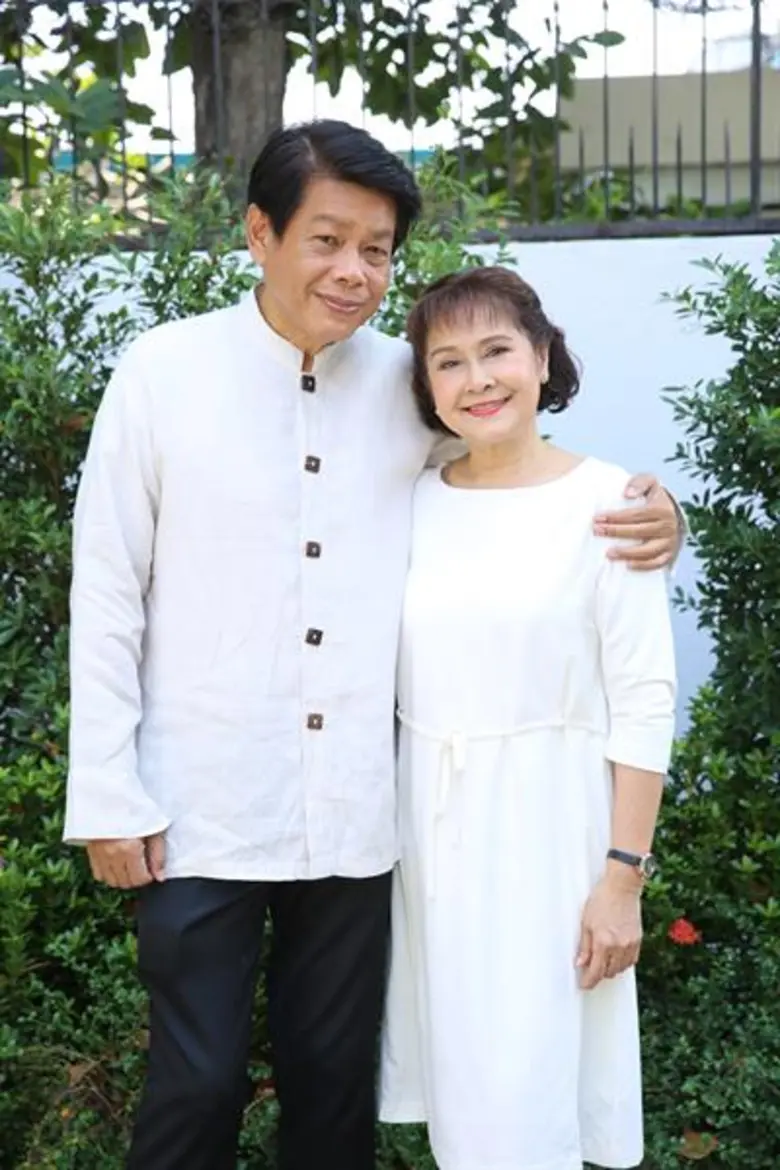 เรื่องย่อ: ก่อนอรุณจะรุ่ง