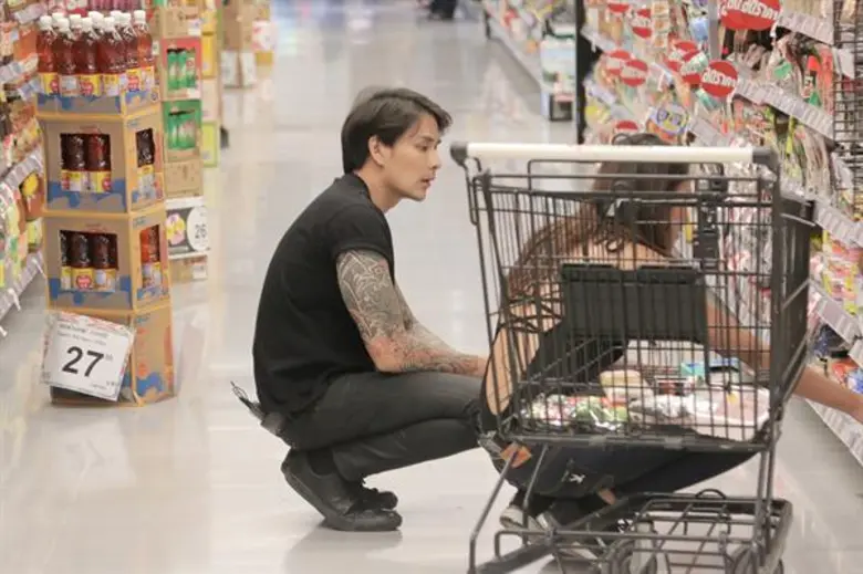 สยบ! จริงหรือ "แทค ภรัณยู"  ย่องเงียบ รุกจีบสาว