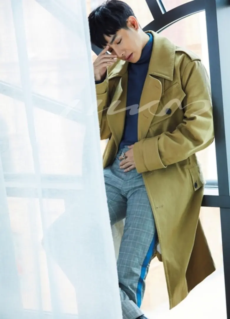 นิตยสารแพรว ฉบับมกราคม 2562 ต้อนรับปีใหม่กันด้วยแฟชั่นเซตจากทริปโปแลนด์กับหนุ่มฮอตข้ามปี เป๊ก - ผลิตโชค อายนบุตร