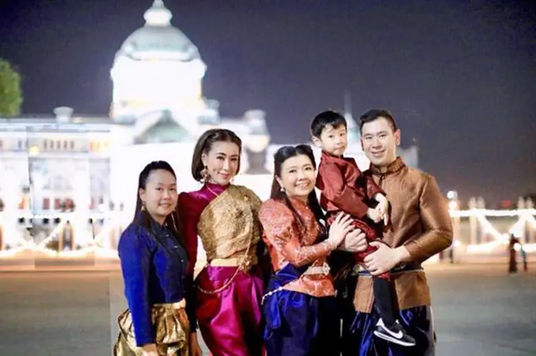 ผศ.ดร.บังอร เบ็ญจาธิกุล อธิการบดี มหาวิทย...