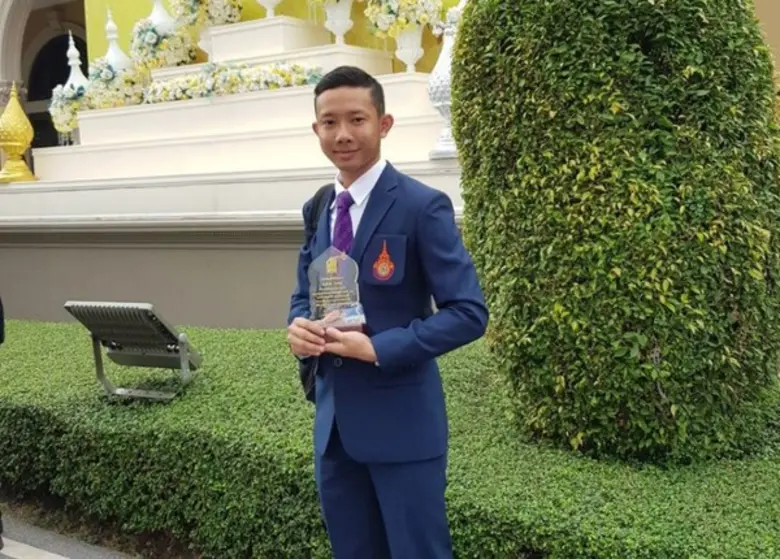 นายสักชัย ทองอ่อน นักศึกษาสาขาการท่องเที่...