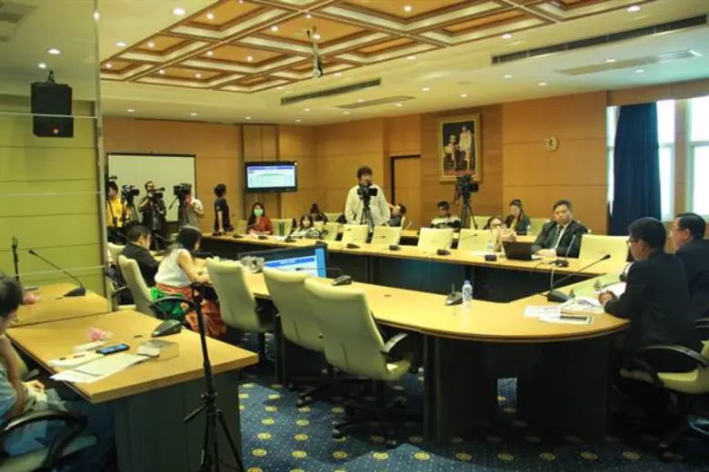 การขับเคลื่อนยุทธศาสตร์ยางพาราระยะ 20 ปี (พ.ศ. 2560-2579) "ยกระดับอุตสาหกรรมยางพาราไทยก้าวสู่ Thailand 4.0 อย่างยั่งยืน"